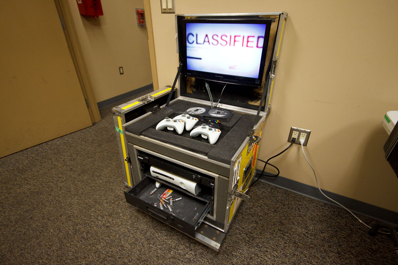 Illustration for article titled Every Band on Tour Needs HelloGoodBye's Magic Gaming Box